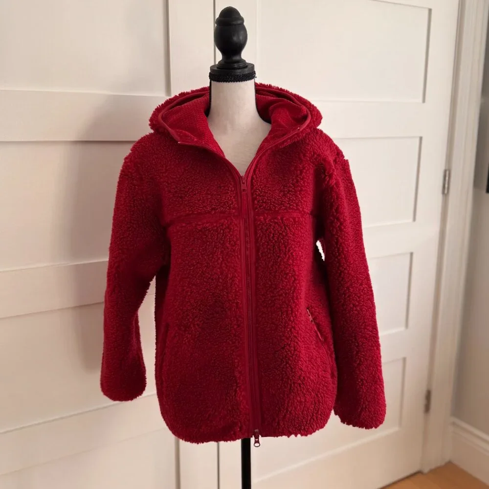 ♥️ Host Pick! ♥️ Aritzia Tna Fleecy Sherpa Swann jacket with hoodie - size M - Picture 1 of 9
